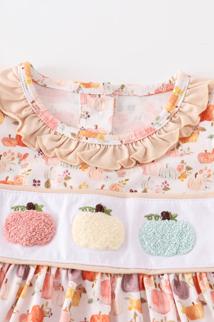 French Knot Pumpkin Ruffle Shorts Set
