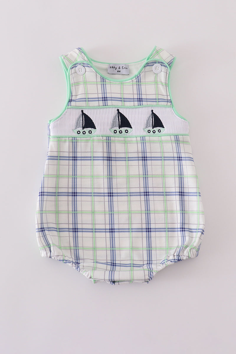 Green Sailboats Bubble