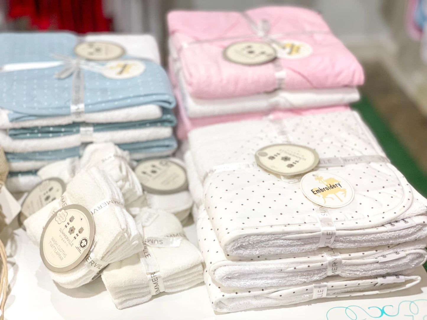 Organic Cotton Hooded Baby Towel: Ice Blue Dotty
