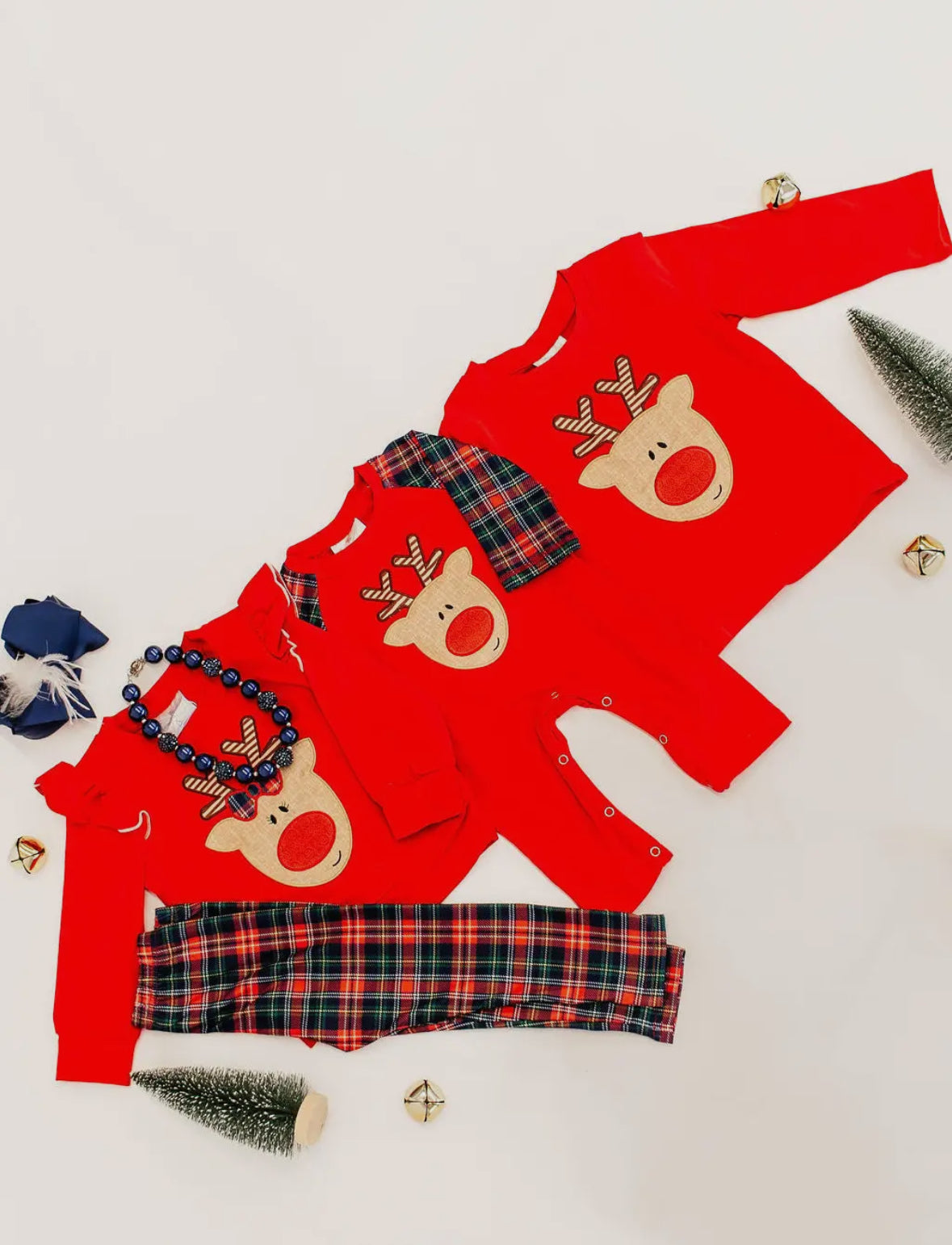 Classic Reindeer Set