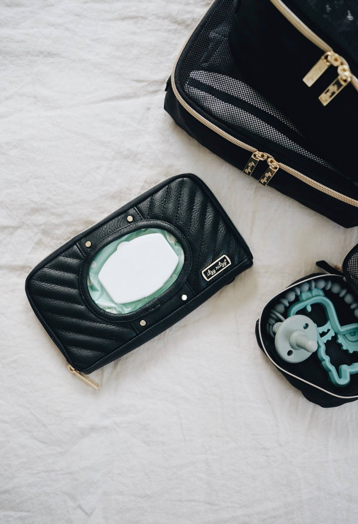 Jetsetter Black Travel Wipes Case
