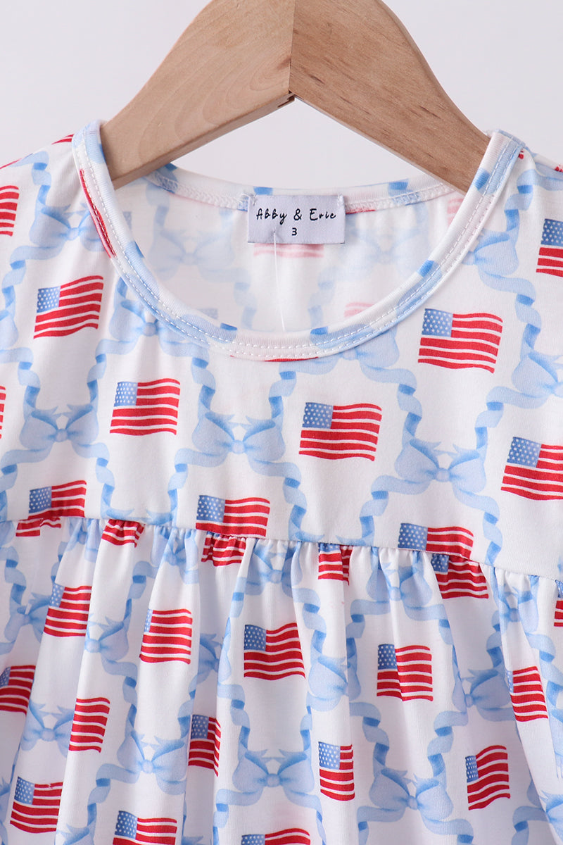 Bows and Flags Set