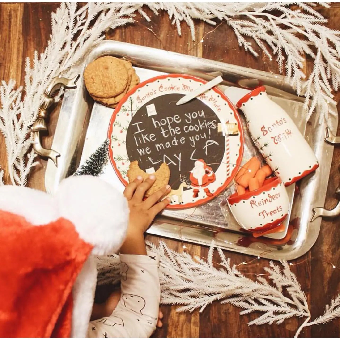 Santa's Message Plate Set