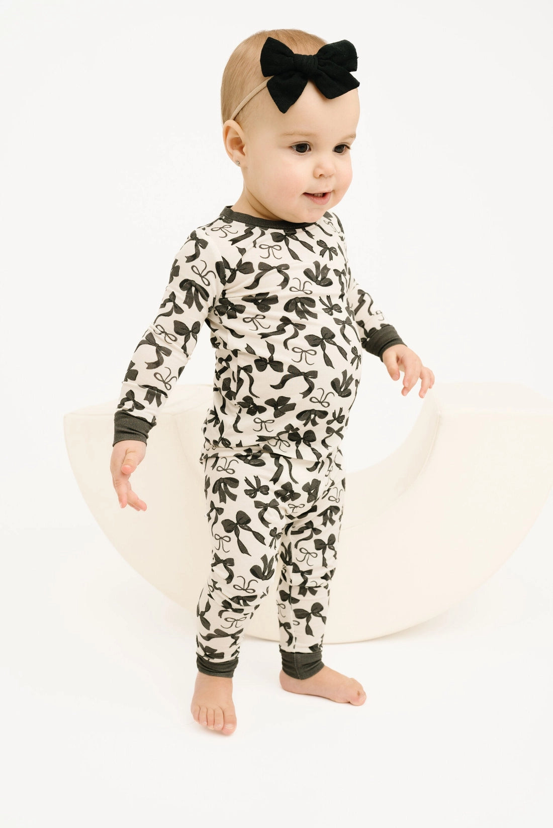 Monochrome Bows Bamboo Set