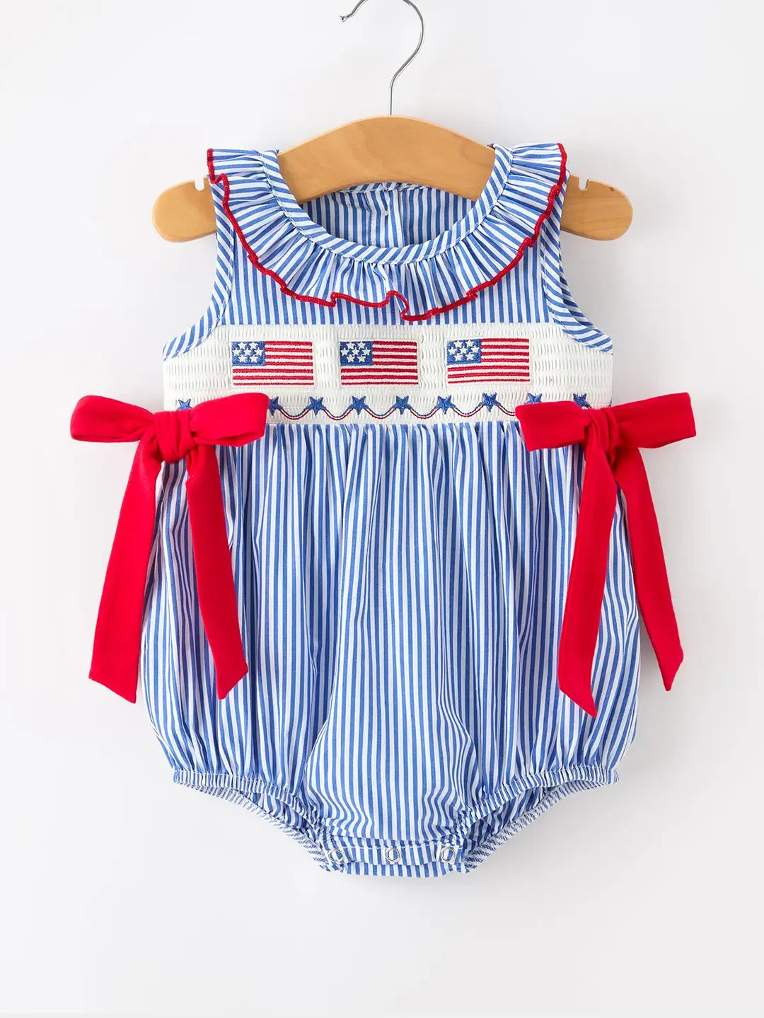 Smocked Flag Trio Bubble