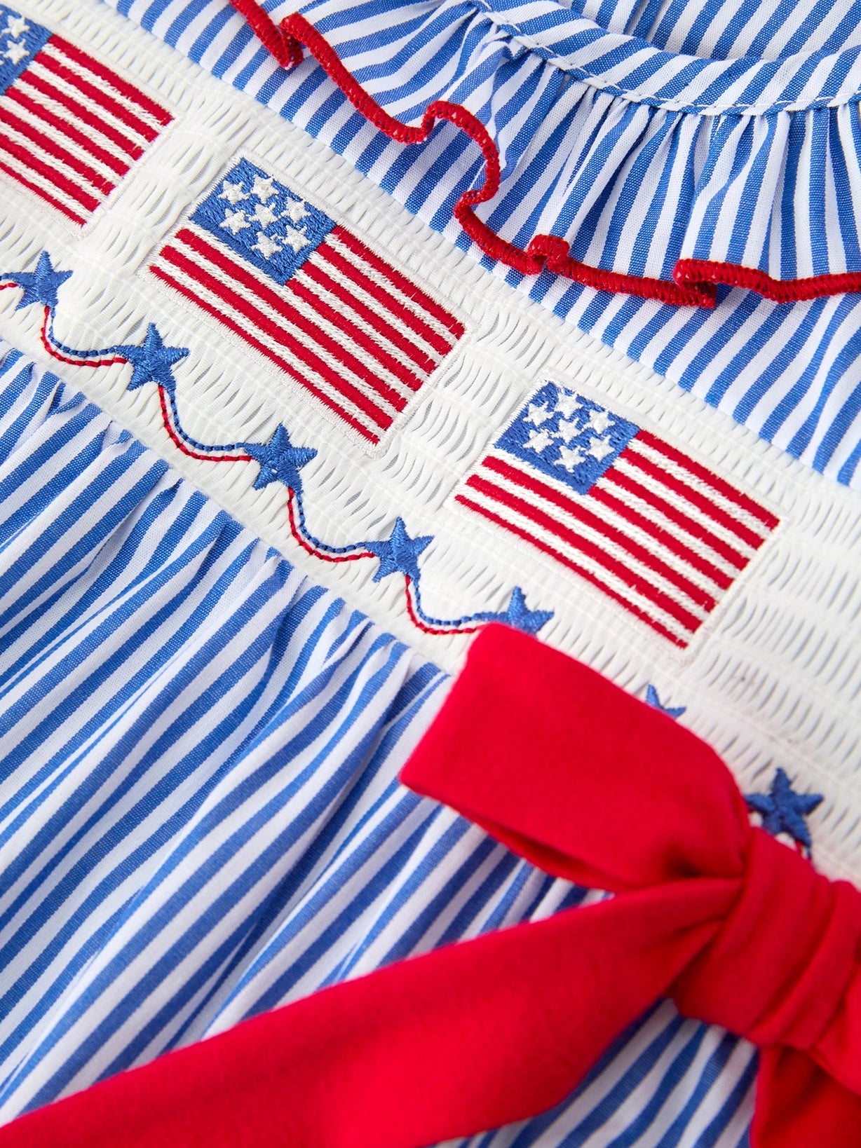 Smocked Flag Trio Bubble