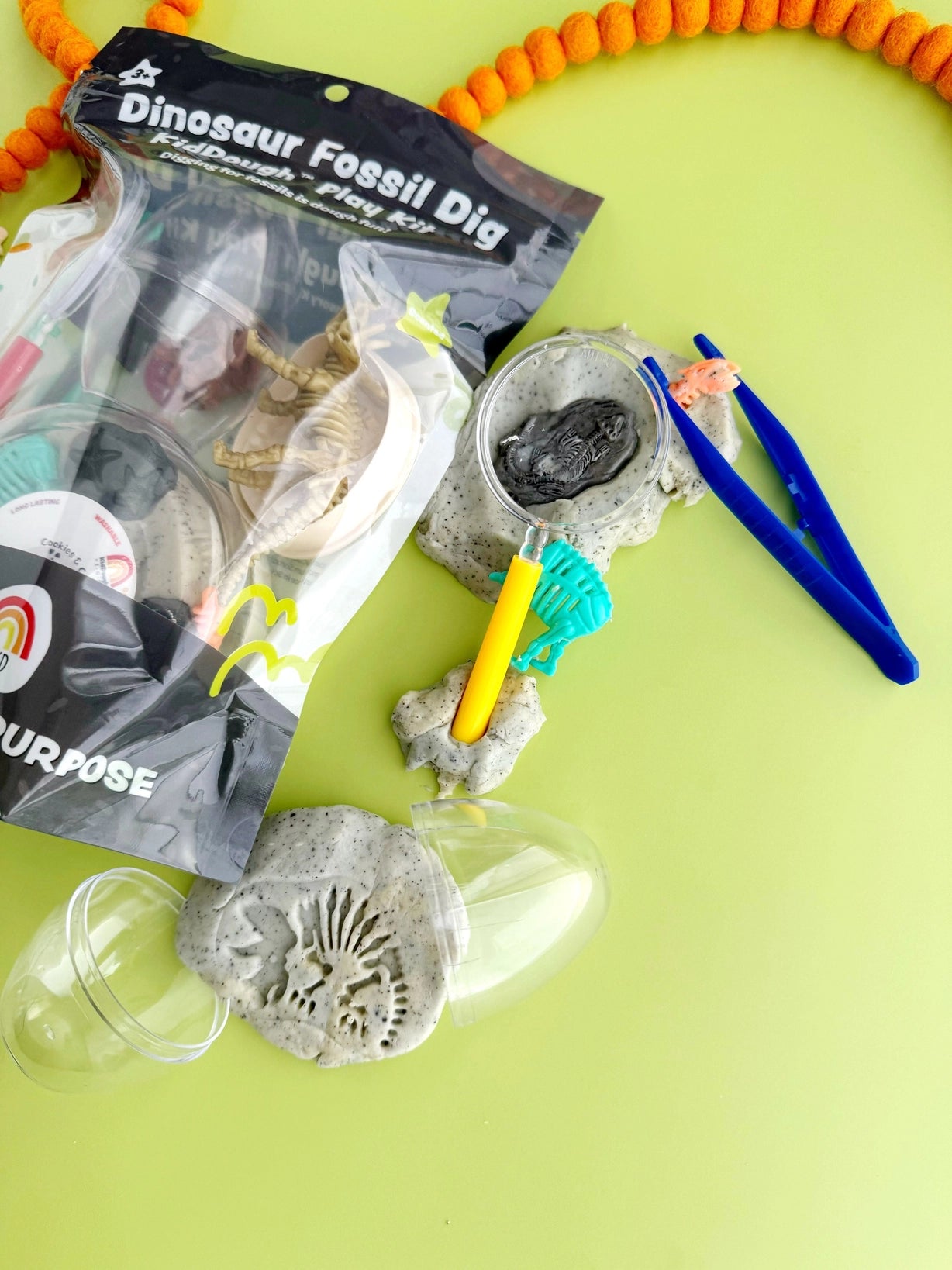 Dino Fossil Dig KidDough Play Kit