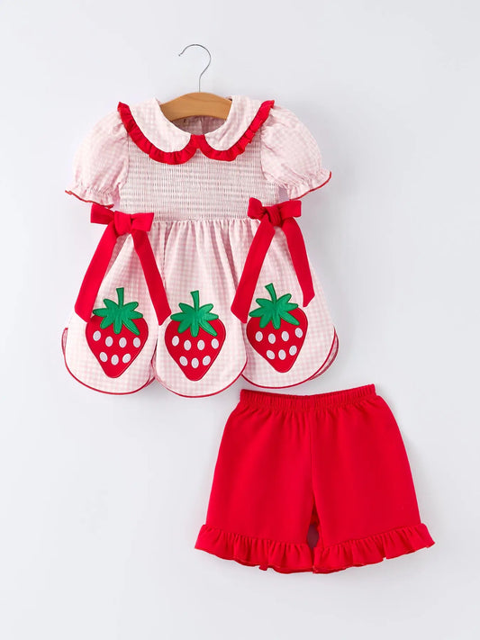 Scalloped Strawberry Set