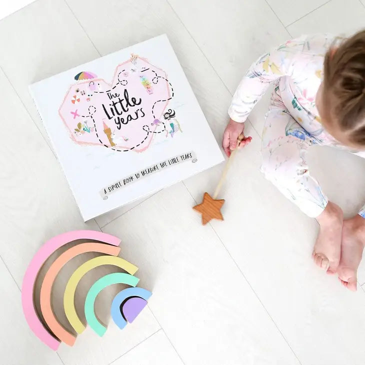 The Little Years Toddler Memory Book: Pink