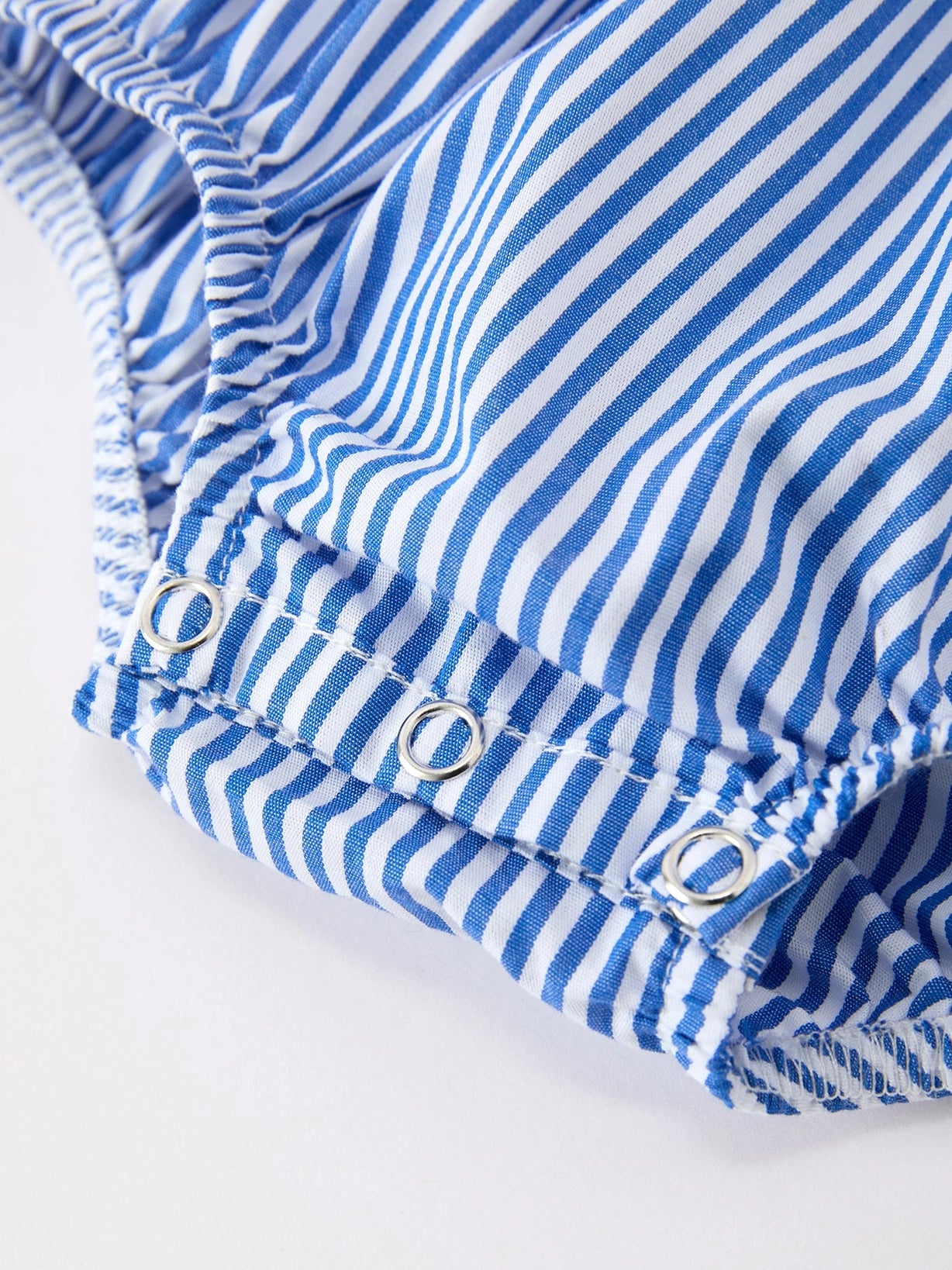 Smocked Flag Trio Bubble